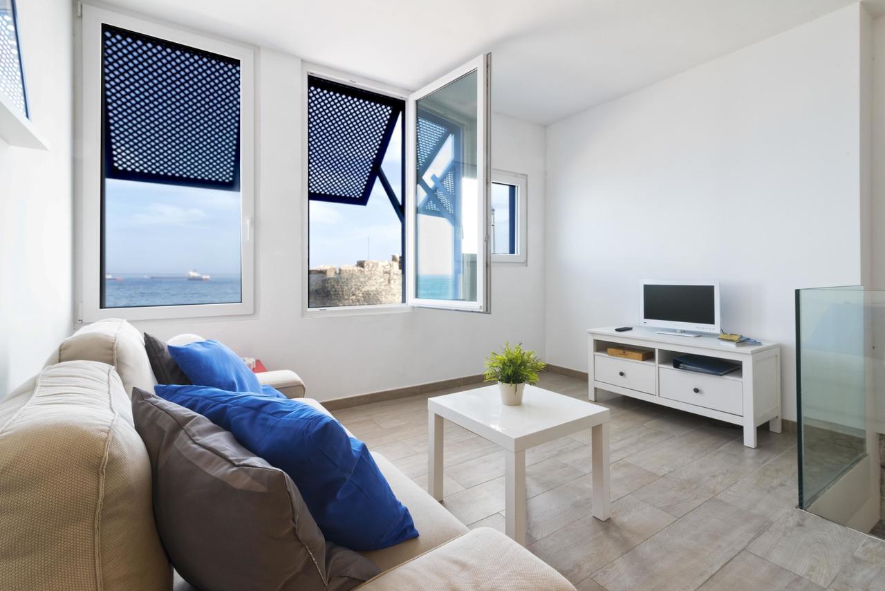 Flatguest - Castle Sea View Apartment Las Palmas de Gran Canaria Luaran gambar