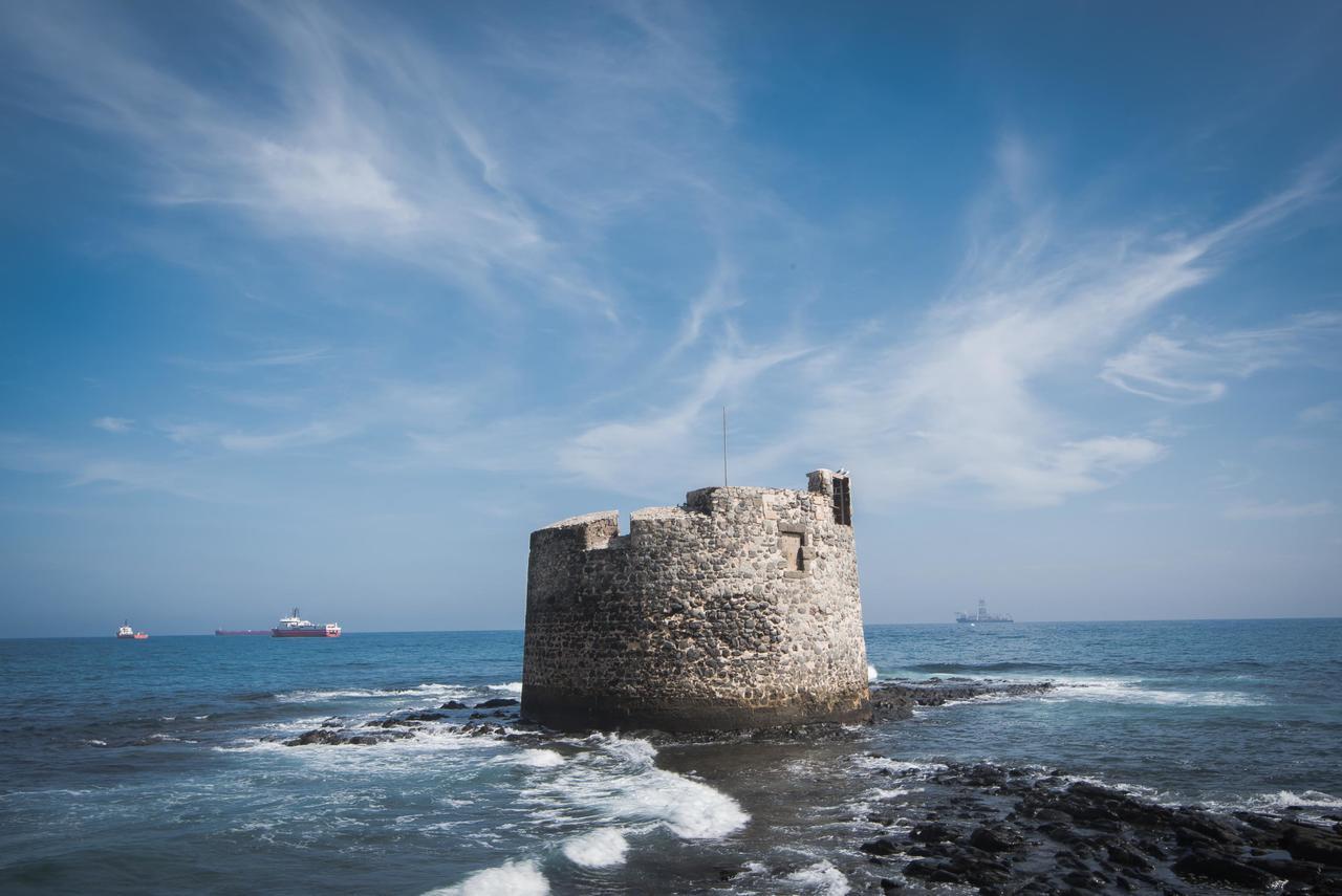 Flatguest - Castle Sea View Apartment Las Palmas de Gran Canaria Luaran gambar